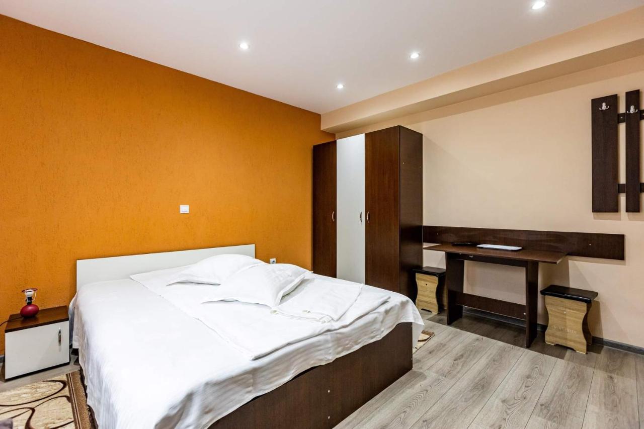 Casa Andy Hotel Buşteni Exterior foto